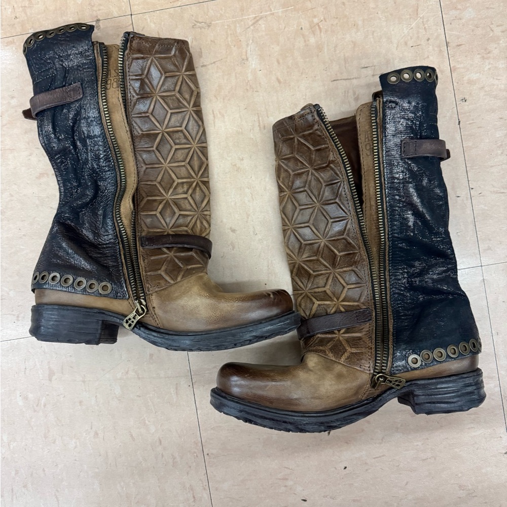 A.S.98 Two-Tone Leather Combat Boots - Picture 3 of 4
